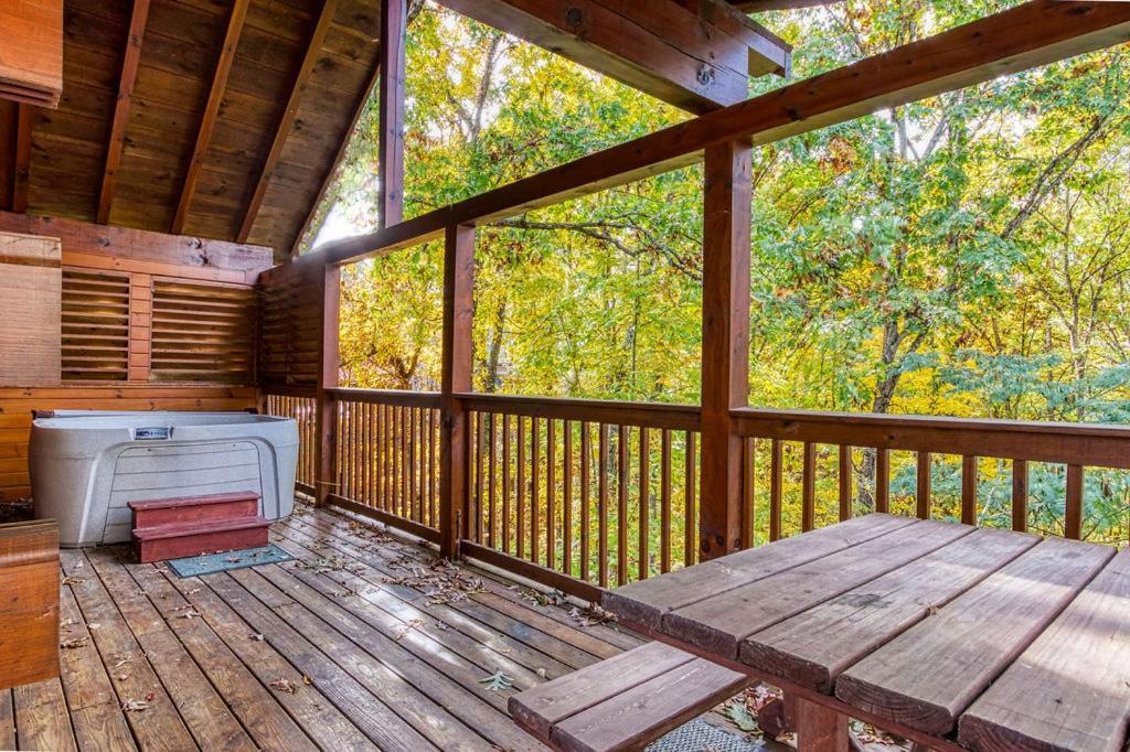 The Nut House, Hot Tub, Game Room, Wifi, 1089 Free Tickets Each Paid Day, Dollywood And More! Пиджен-Фордж Экстерьер фото
