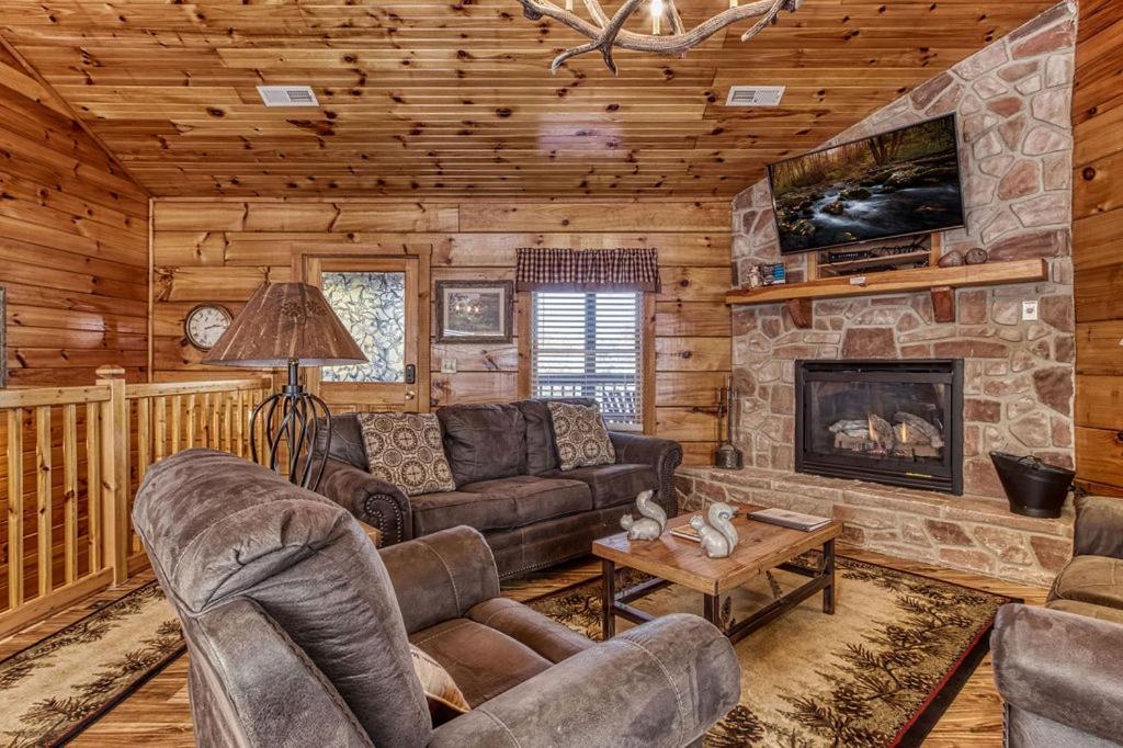 The Nut House, Hot Tub, Game Room, Wifi, 1089 Free Tickets Each Paid Day, Dollywood And More! Пиджен-Фордж Экстерьер фото
