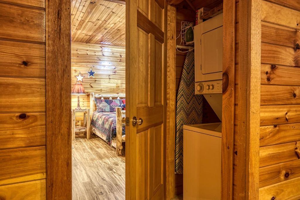 The Nut House, Hot Tub, Game Room, Wifi, 1089 Free Tickets Each Paid Day, Dollywood And More! Пиджен-Фордж Экстерьер фото