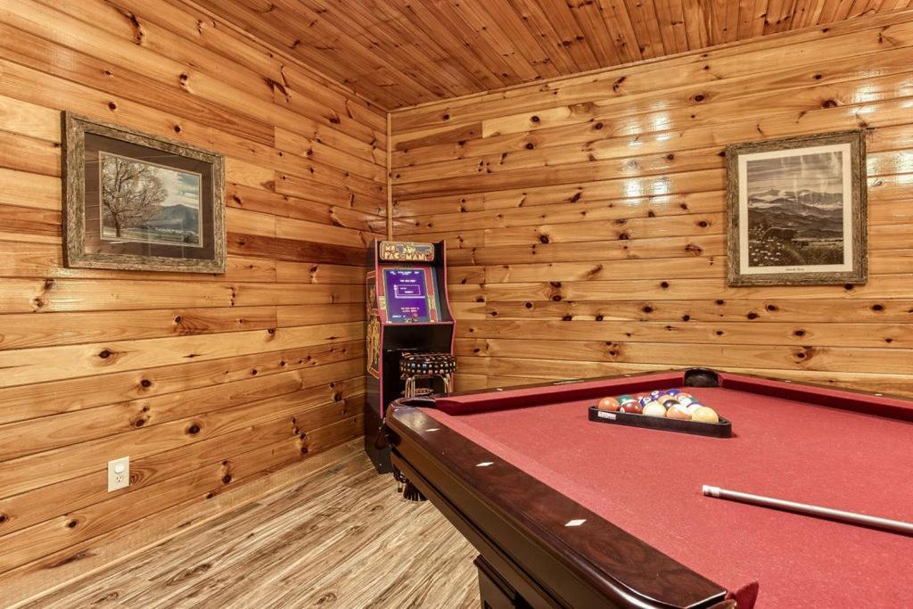 The Nut House, Hot Tub, Game Room, Wifi, 1089 Free Tickets Each Paid Day, Dollywood And More! Пиджен-Фордж Экстерьер фото